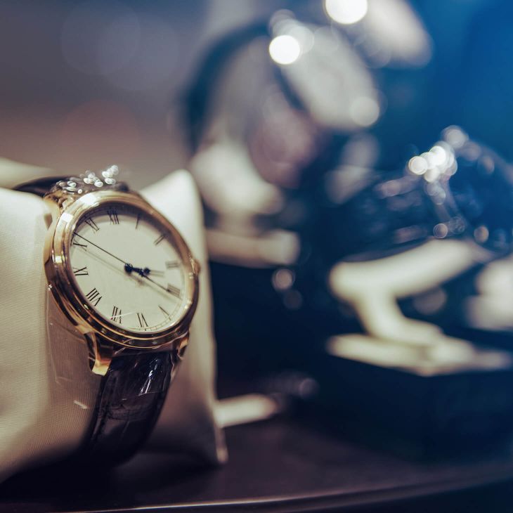 Hochwertige Uhr, Juwelier Göze